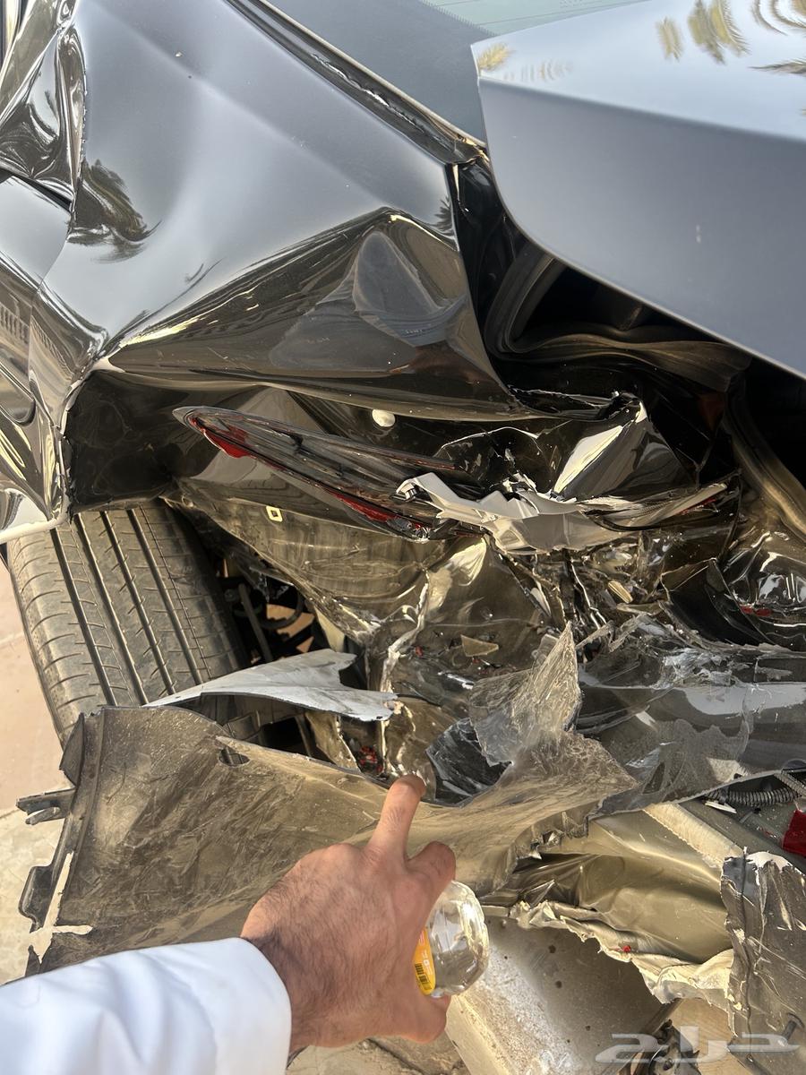 كامري Eplus هايبرد 2025 اسود ممشى 12000 وكسور64363606221315113