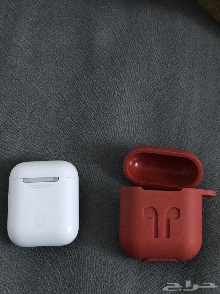 Original iPhone earphones with their original case64141543620226113
