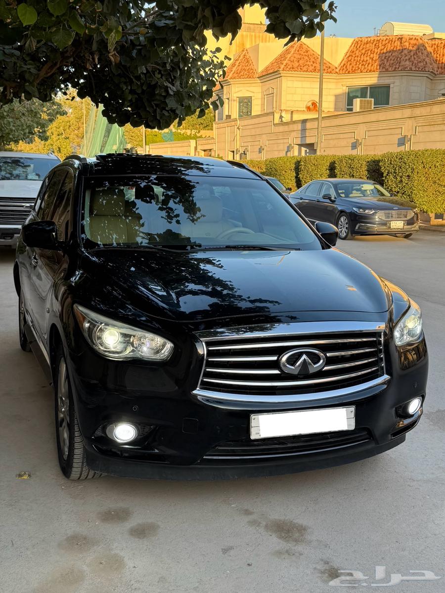 Infiniti SUV 2013 model, three rows, 7 passengers64368149119361113