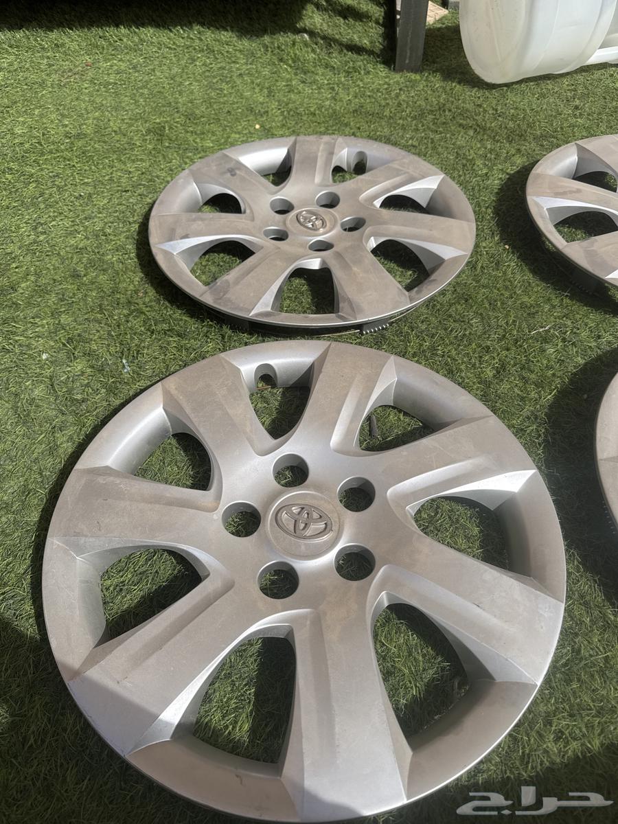 Clean 2011 Camry wheel set, original condition64361637180930111
