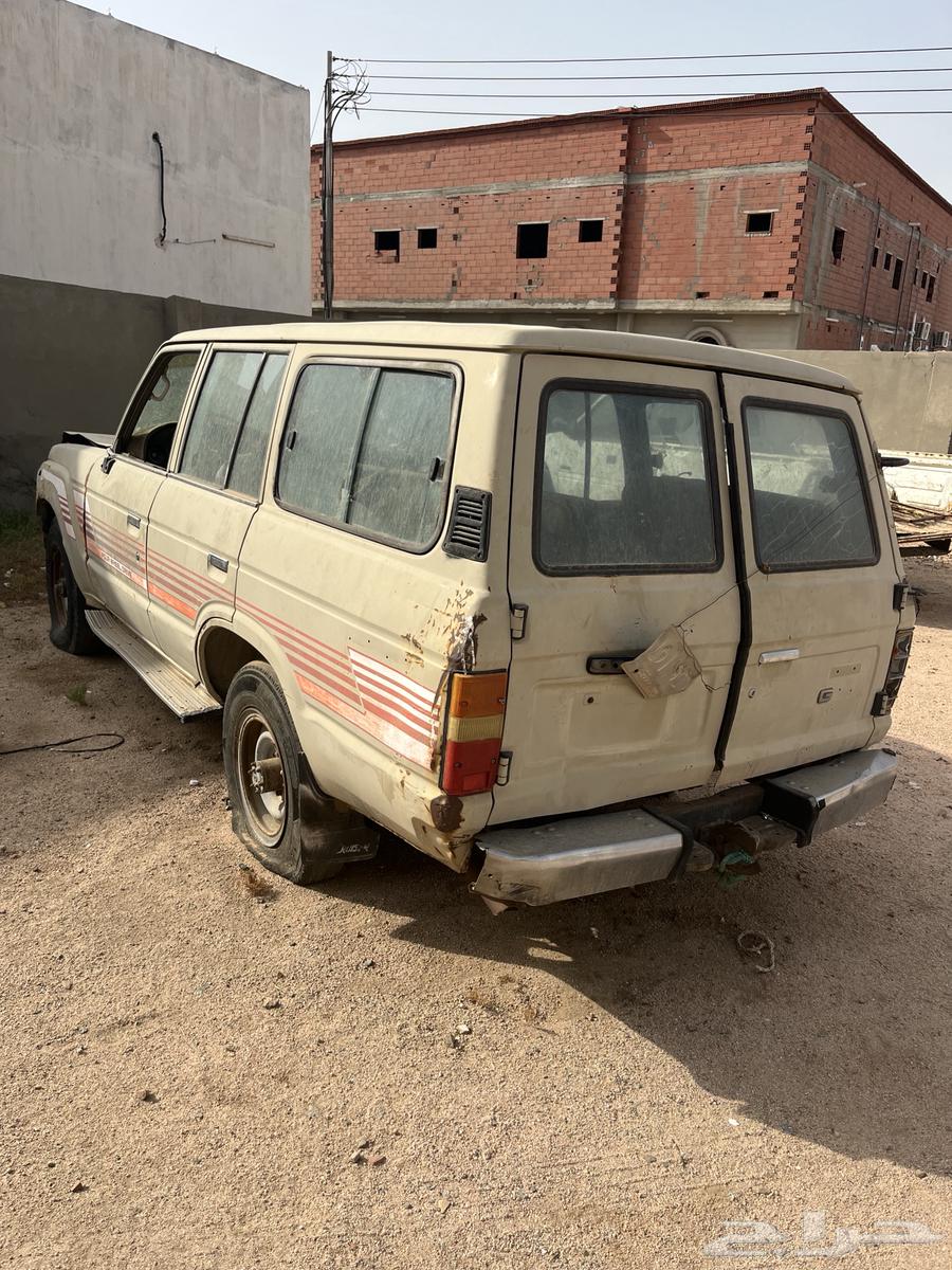 جيب صالون للبيع مكينه قير شرط64371994423938110