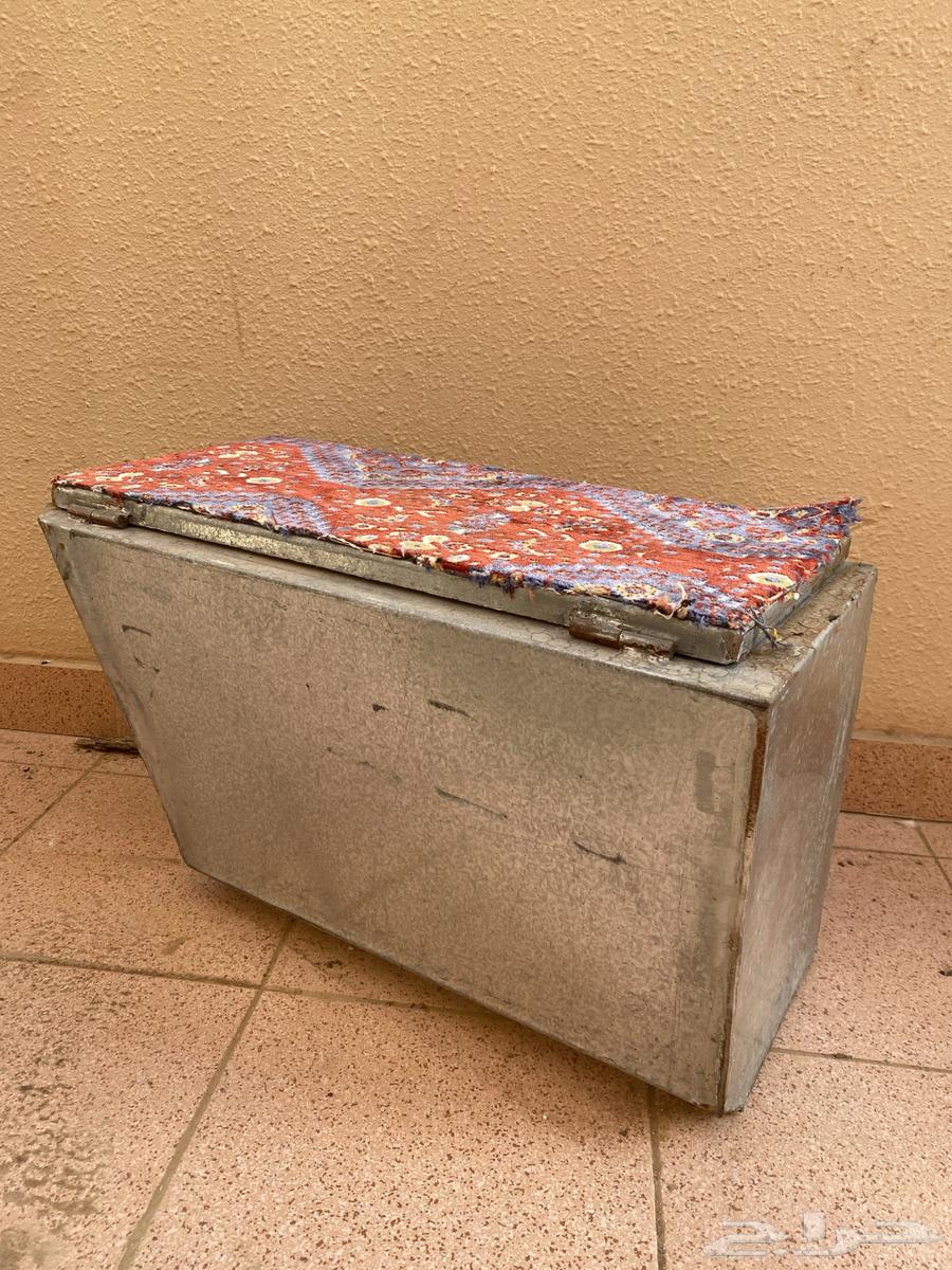 شنطة للشاص جمب السبير وتركب على اي سيارة تبي64368075995138110