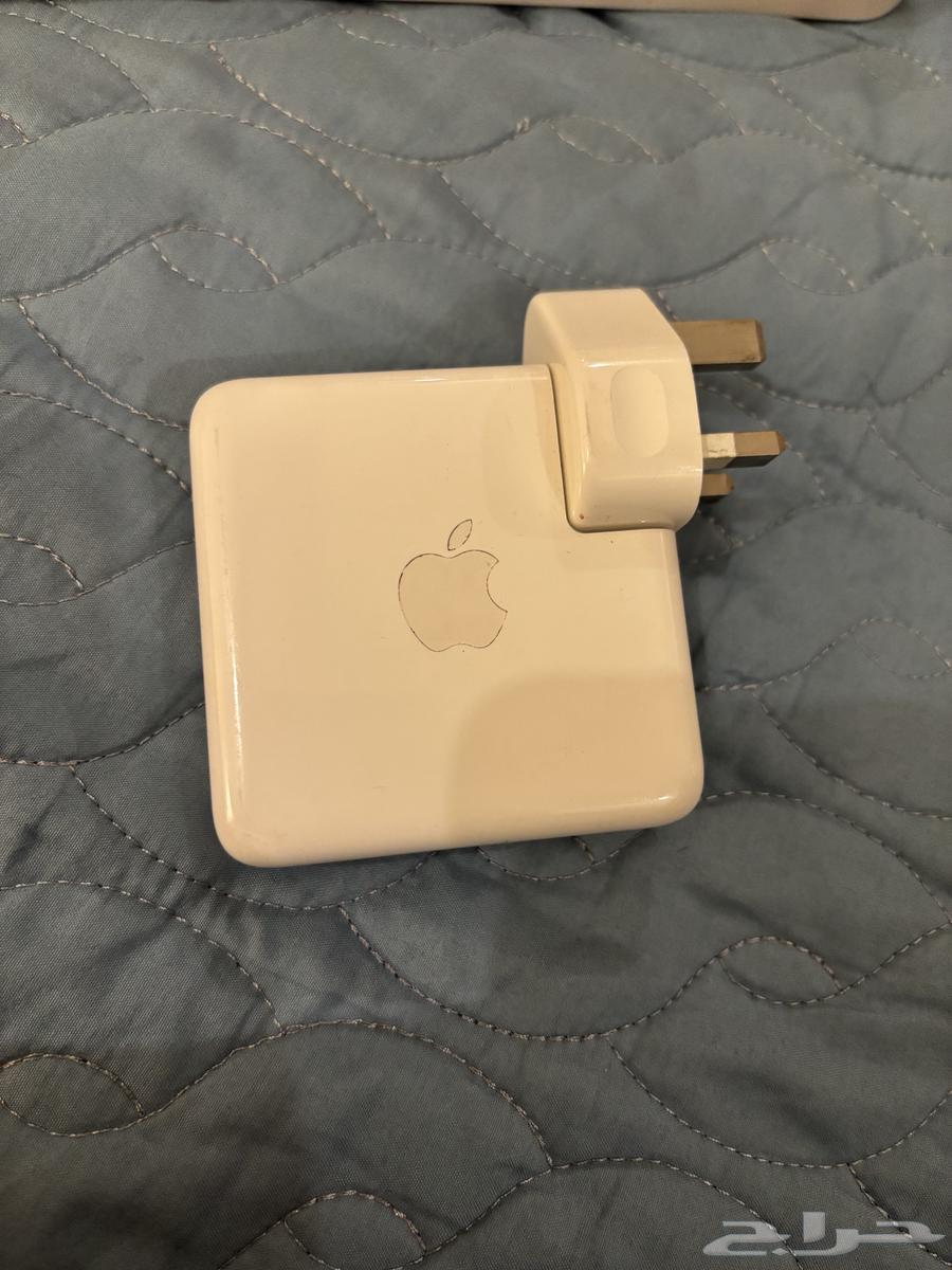 Original 61W MacBook Charger64141930531971112