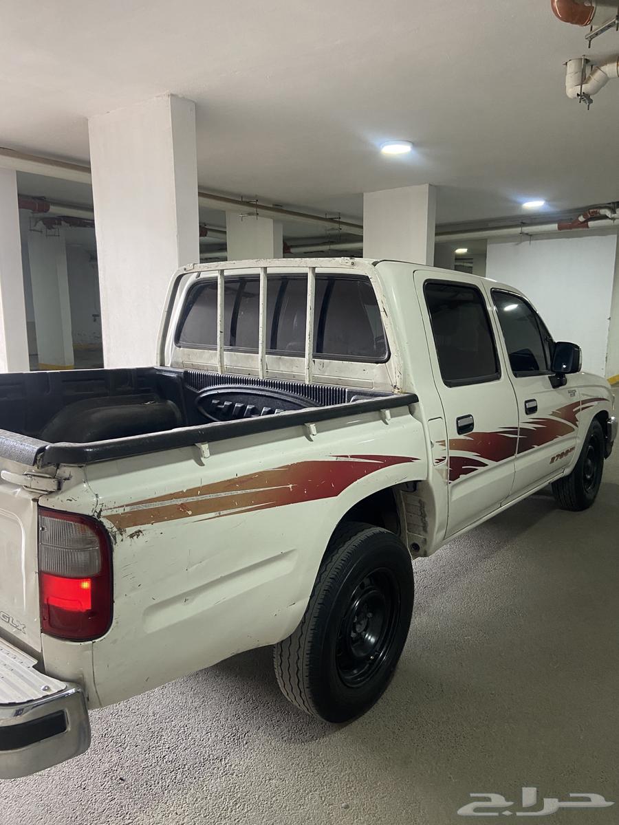 HiLux 200464366952966913111