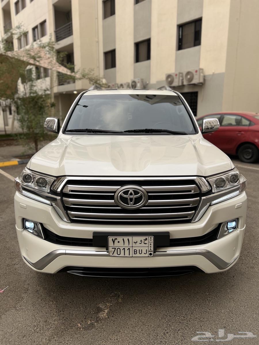 لاندكروزر VX.R مالك أول64370063998594112