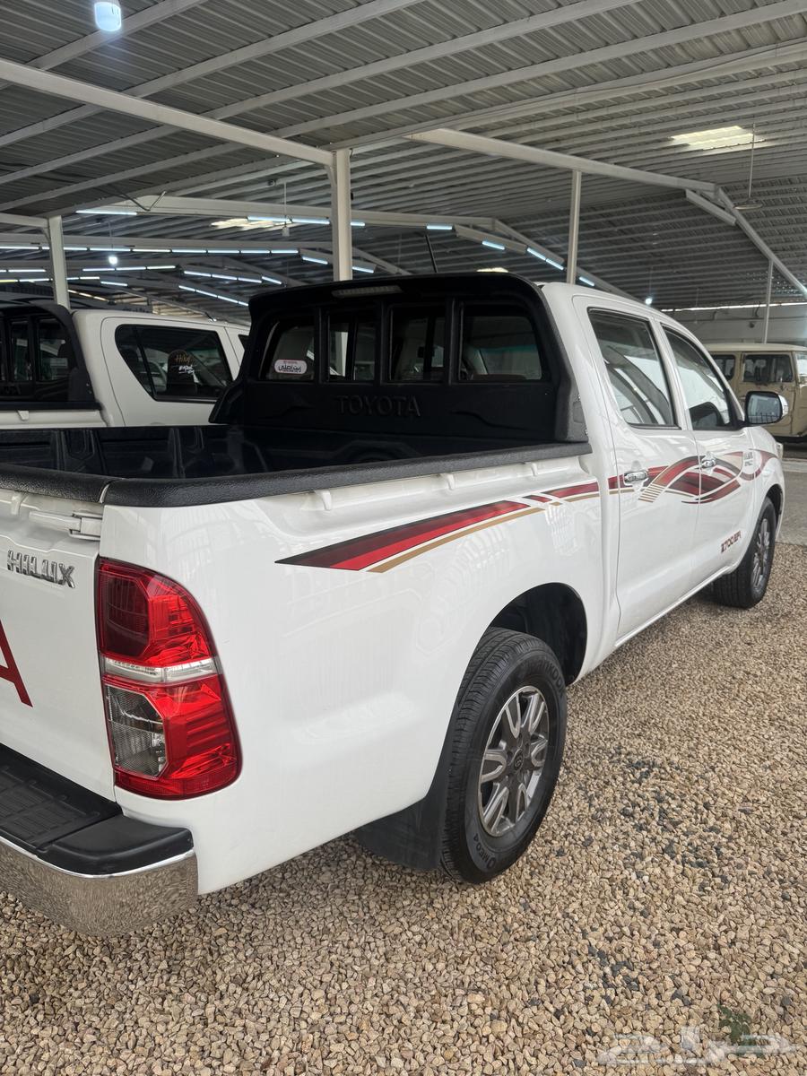 2015 Hilux Automatic Full Option64368397498369112