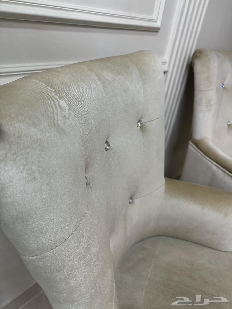 Luxurious chairs64141531010305113