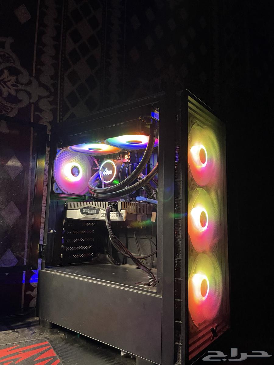 Gaming PC with monitor64141549334913112