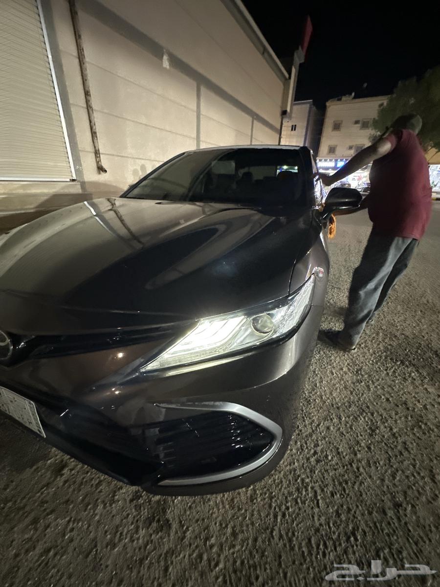 Hello, I have a large Camry candle64372302623746111