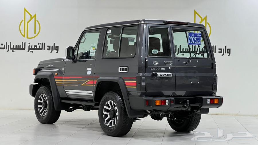 تويوتا ربع V6.2025فل كامل توماتيك رفرف بريمي بنزين40عام64365484521219113