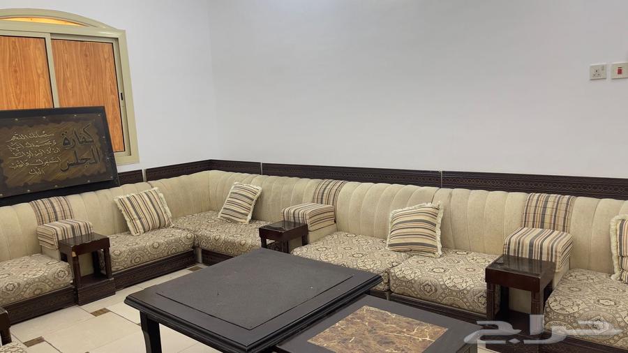 Clean sofa for urgent sale64142877826434113