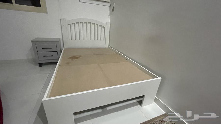 Single and a half bed details64143832619907110