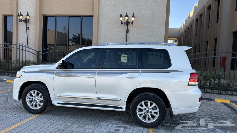 للبيع جكسار 2016 بريمي مخزن64370131582722113