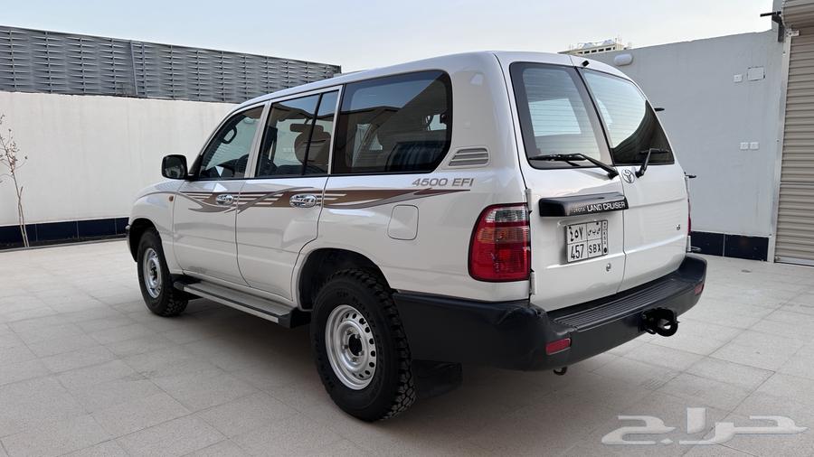 ( تم البيع ) لاندكروزر 2002 G مخزن عداد 131 بلد64360507096449114