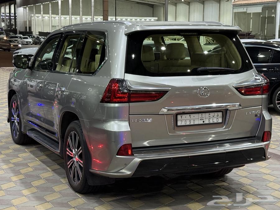 Lexus LX570 202164367318111235113