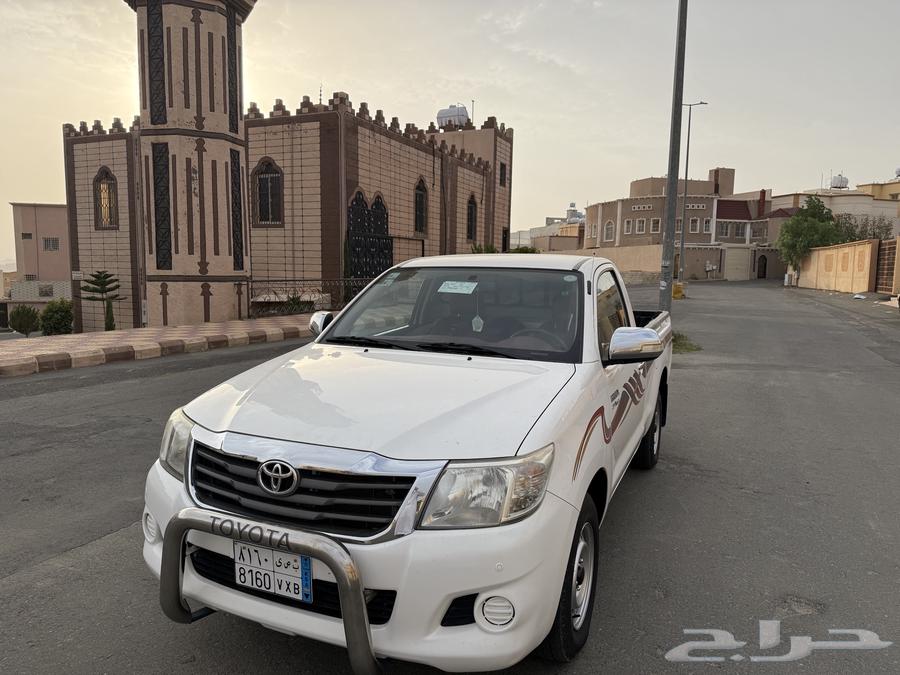 تويوتا هايلوكس 2013 غماره مخززن عداد 44 الف فقط64371950001922111
