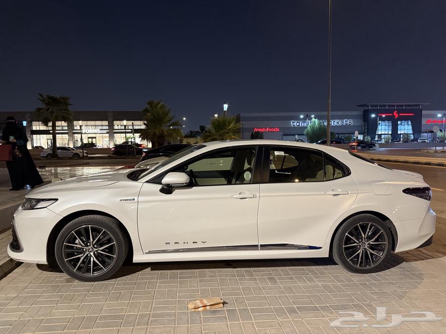 كامري 2023 هايبرد GLE فل كامل64372229335042112