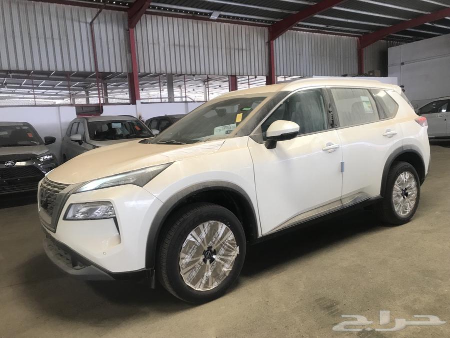 نيسان اكس تريل SVبلس 2025 بترومين كاش واقساط64363308987906112