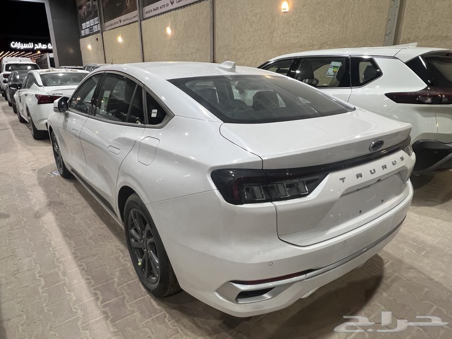 فورد تورس 2025 جميع الالوان والفئات اقساط بنوك64369557275138114