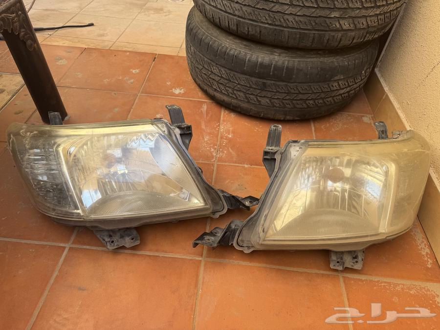 Headlights and Fog Lights for Hilux64360812351107110