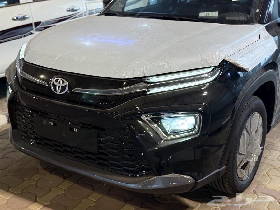 تويوتا اوربان فل كامل 2025 GLX64371511524099113