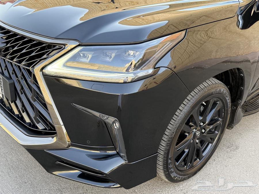 2020 Lexus LX 570 Black Edition64362590086659113