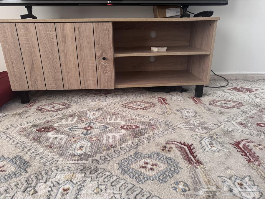 كنبة وطاولة تلفزيون64141542067715112