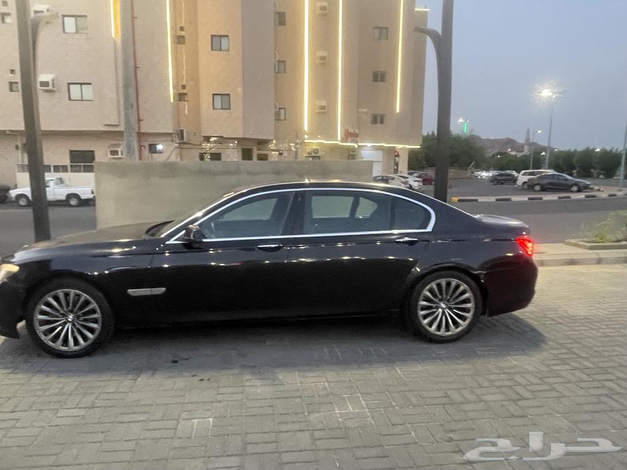 بي ام دبليو 201064369761801475110