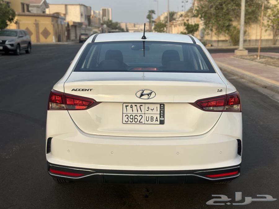 Accent 2022 Half Full 1.664368455532035113