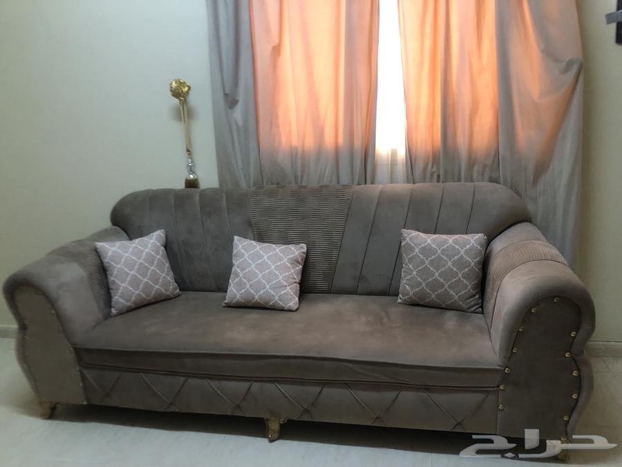 Full year sofa with table, curtain, entrance and service tables64122193548418111