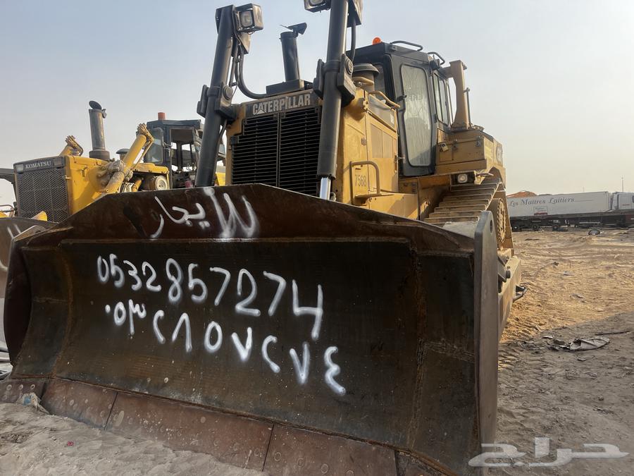 بلدوزرD8R للايجار في الرياض64367464008577111