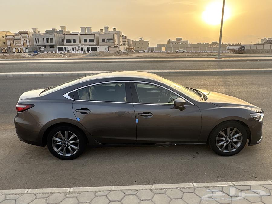 Mazda 2164369053663106110