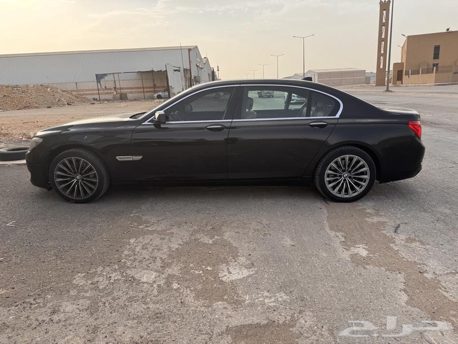 BMW 730Li 2011 اندفيجوال64369585950465113
