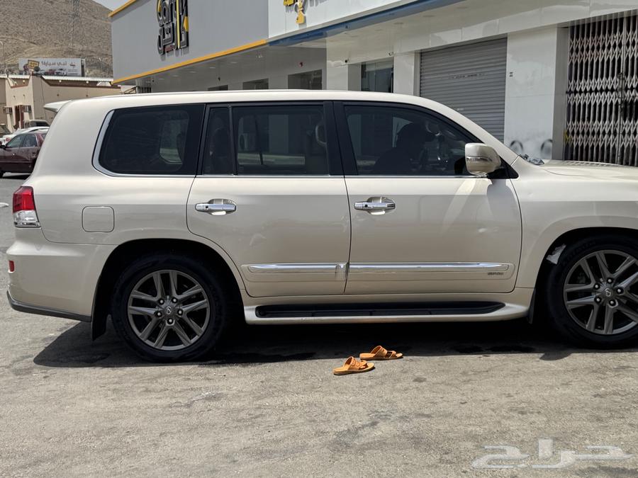 لكزز 2015 فل كامل64367945633155111