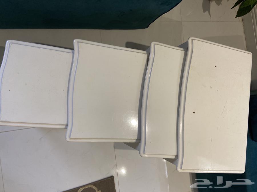 Service tables, carpet box, and bench64141546576643110