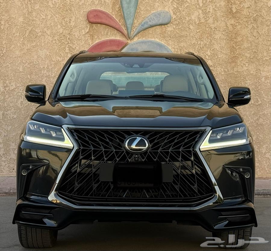 2020 Lexus LX 570 Black Edition64362590086659110
