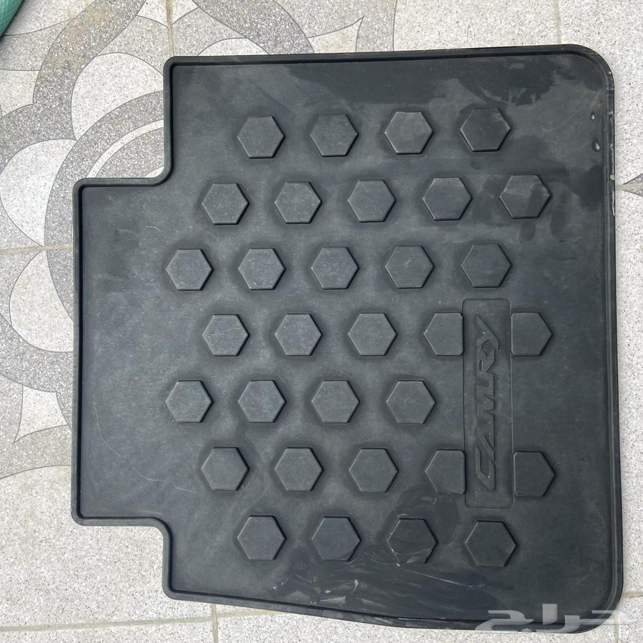 للبيع وطايات طقم كامل ل كامري موديل من 2012-2017 إلى64366804982658113