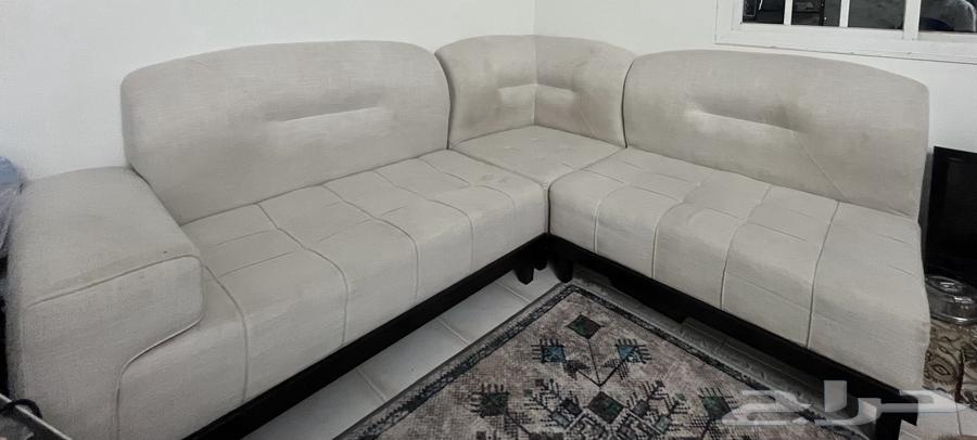 كنب للبيع على السوم.64144360211203112