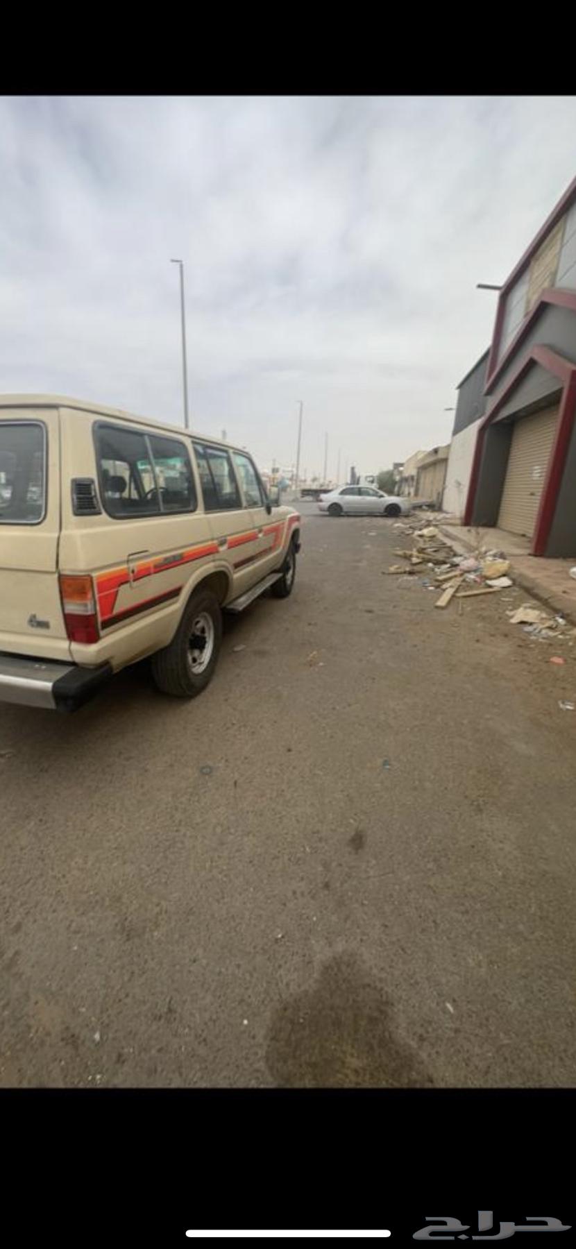 صالون 85 للبيع مسقط64364639883138111