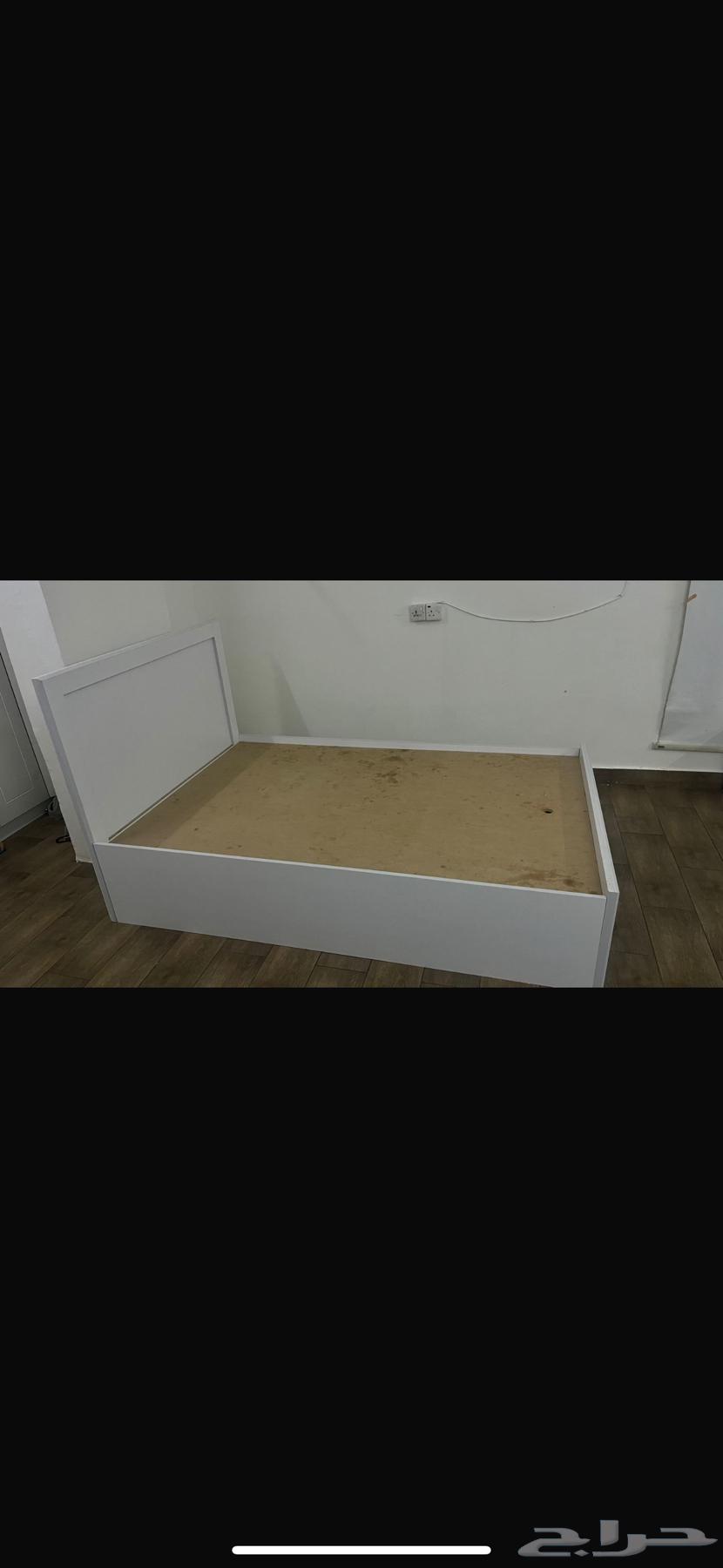 سرير نظيف جدا64144724883331112