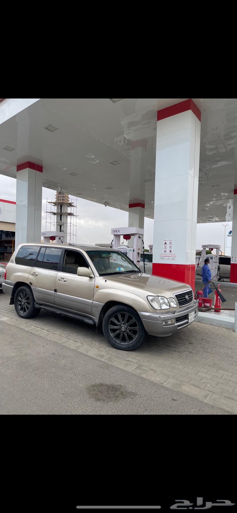 جيب لكزس 200264372244012547110