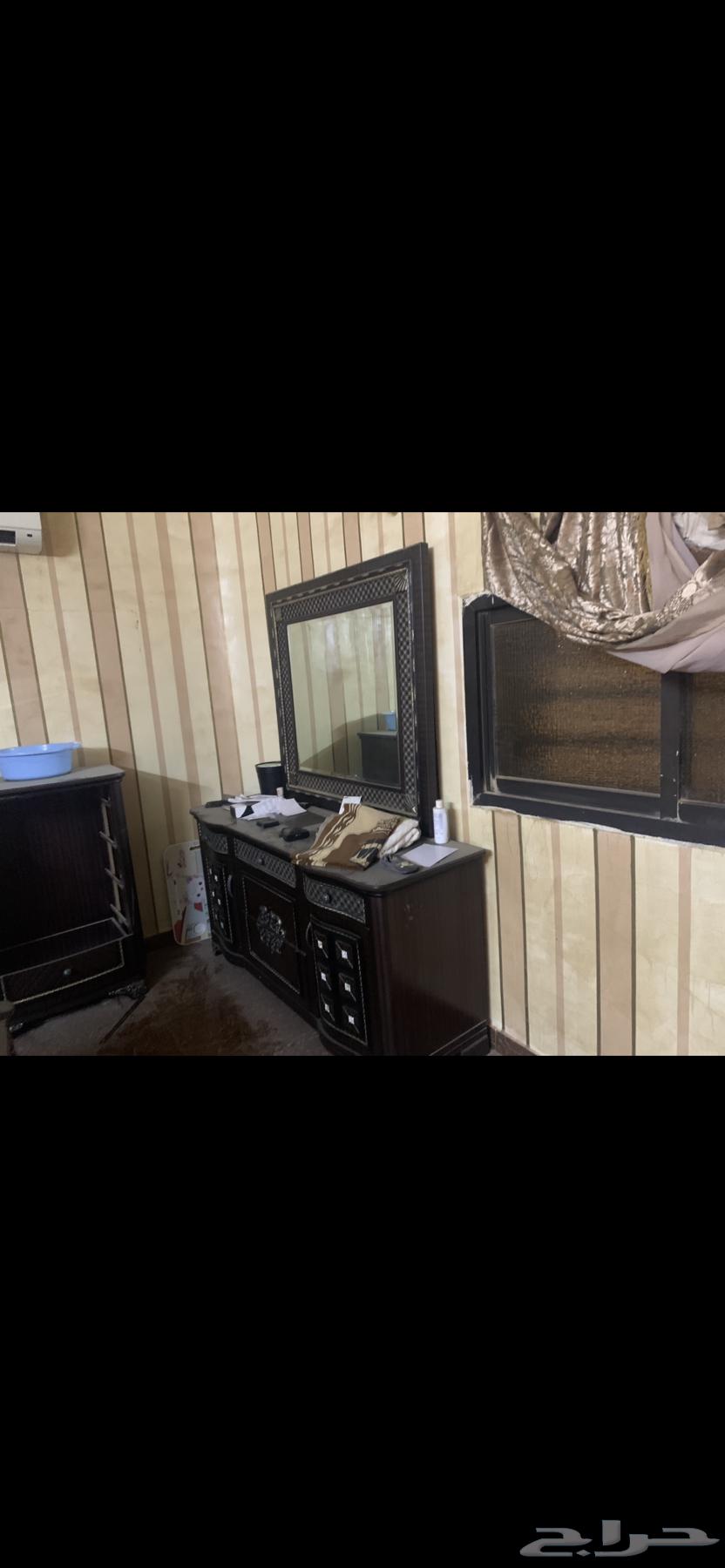 Bedroom and majlis for sale as shown in pictures64141535255297114