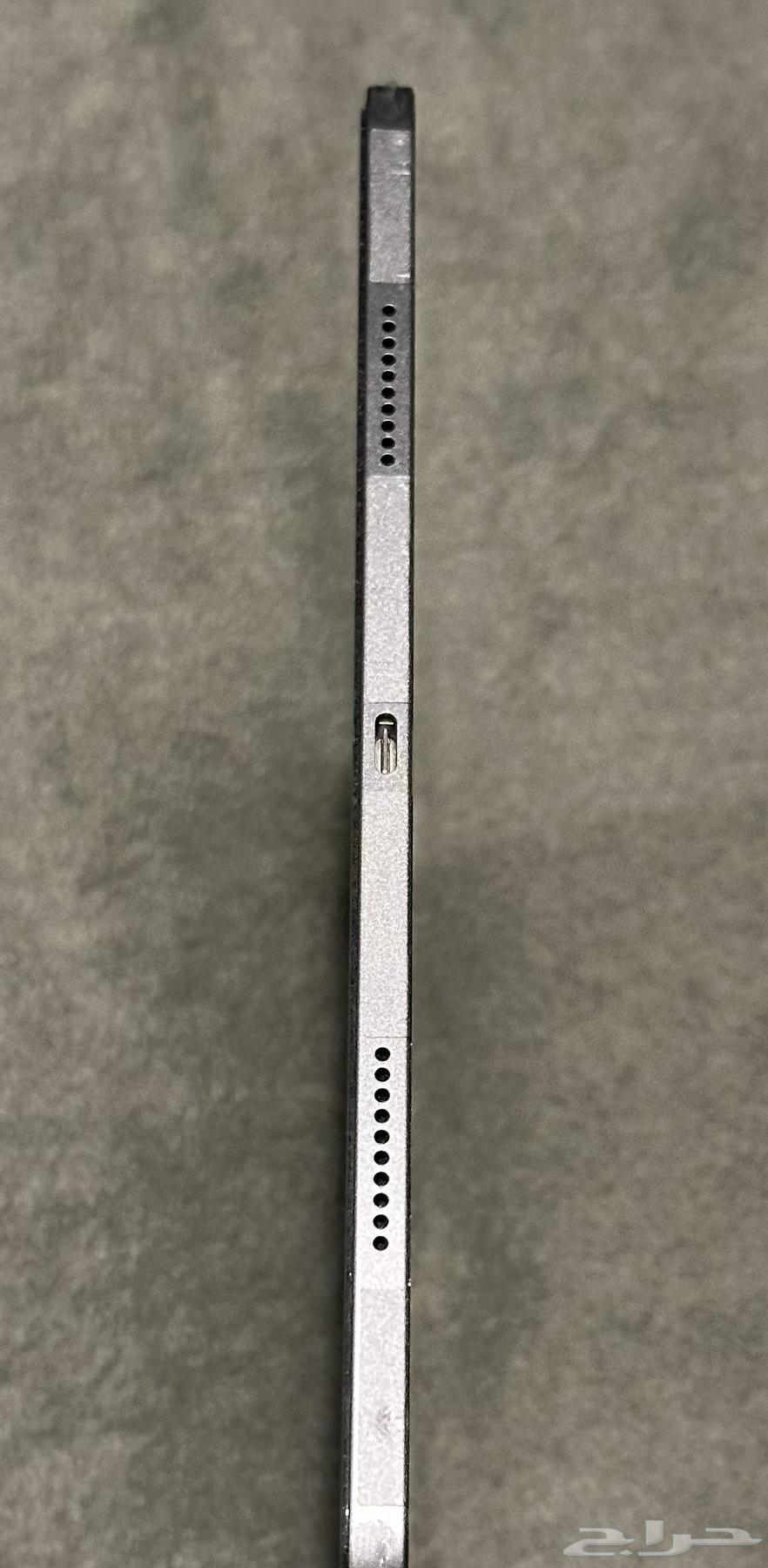 iPad Pro 12.9 6th Generation64142207300225113