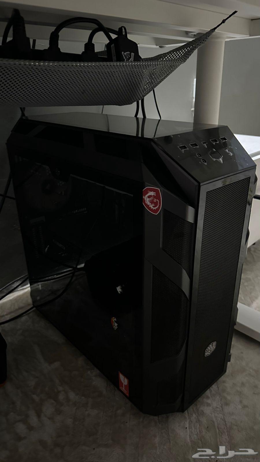 PC للبيع بجميع ملحقاته64144555191809110