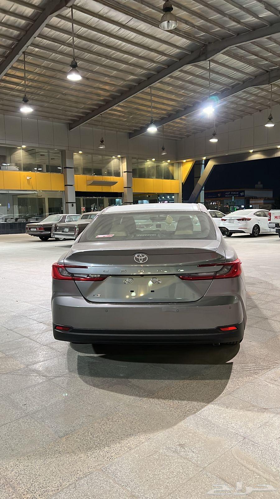 كامري LE زيرو بنزين اللون تيتانيوم (( تم البيع))64369732870658113