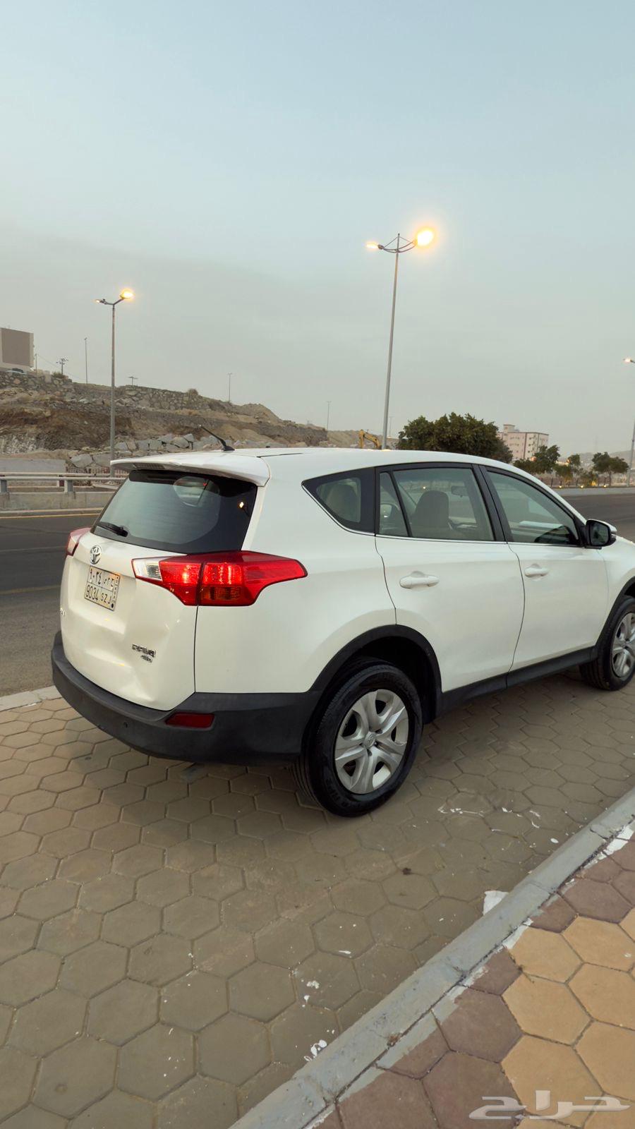 راف فور 2015 اول مالك ماشي فوق ال 40064372273157891110