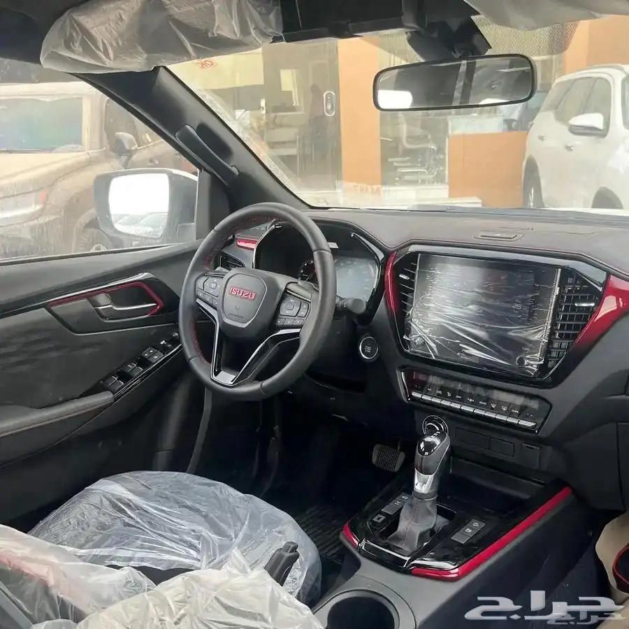 Isuzu GT 202564361165718273113