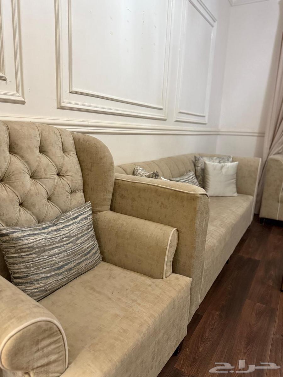 Large sofa for sale64141548283266112