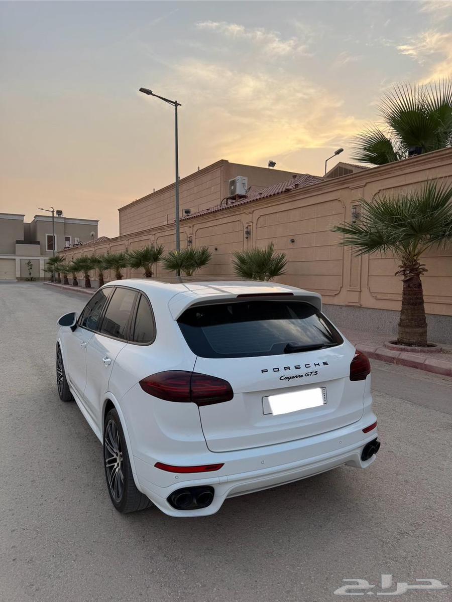 Porsche Cayenne GTS64370986818307114