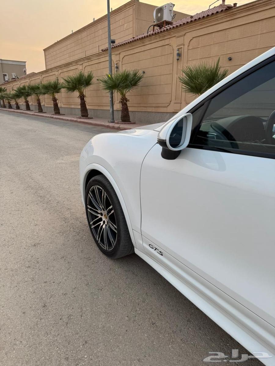Porsche Cayenne GTS64370986818307113
